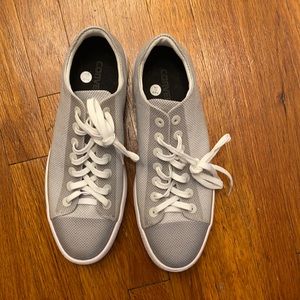 NWOB CHUCK TAYLOR 2.0